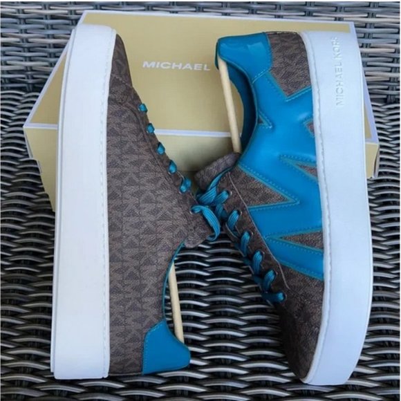 Michael Kors Poppy Lace Up MK Sig Small WMNS - Picture 12 of 16